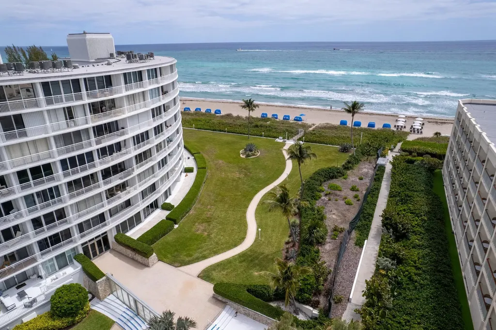 2780 S Ocean Boulevard Palm Beach FL 33480