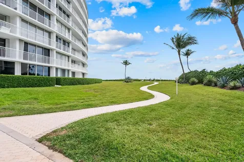 2780 S Ocean Boulevard Palm Beach FL 33480