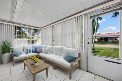 102 Amherst Lane Greenacres FL 33467