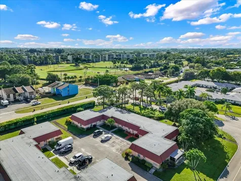 102 Amherst Lane Greenacres FL 33467