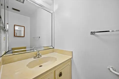 102 Amherst Lane Greenacres FL 33467