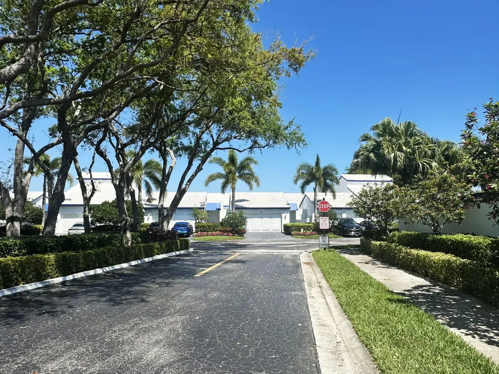 3731 Mykonos Court Boca Raton FL 33487