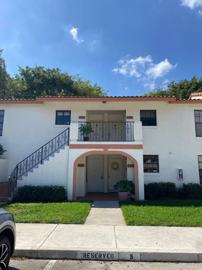 300 Palmwood Place Boca Raton FL 33431