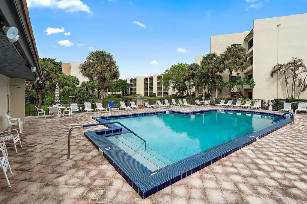 1605 Us-1 Jupiter FL 33477