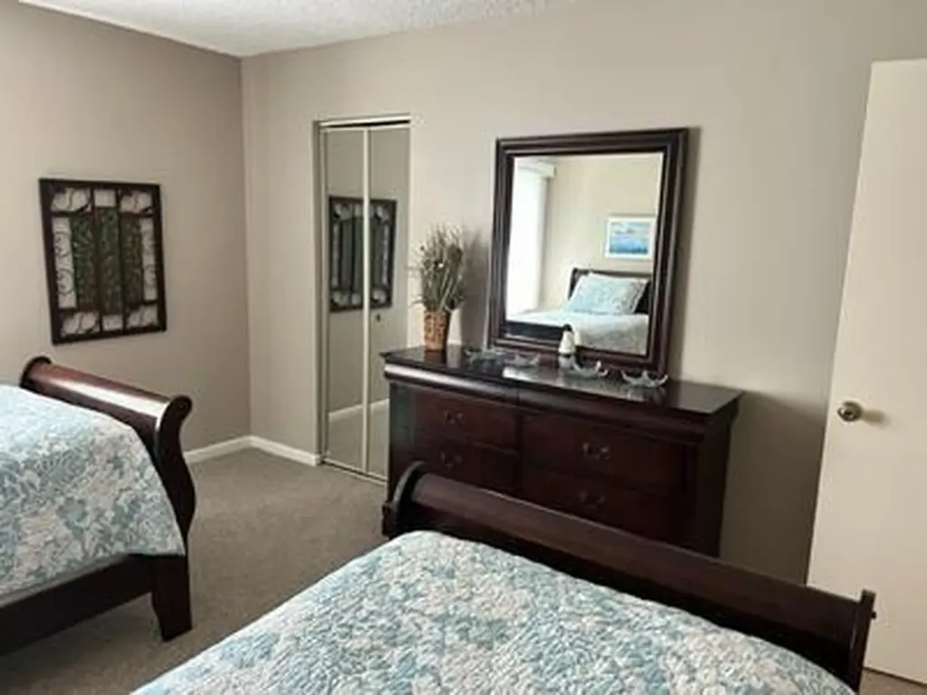 1605 Us-1 Jupiter FL 33477