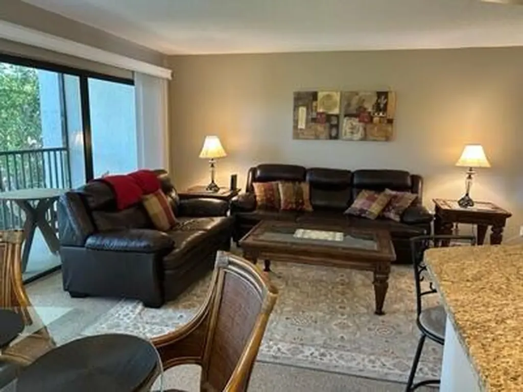 1605 Us-1 Jupiter FL 33477