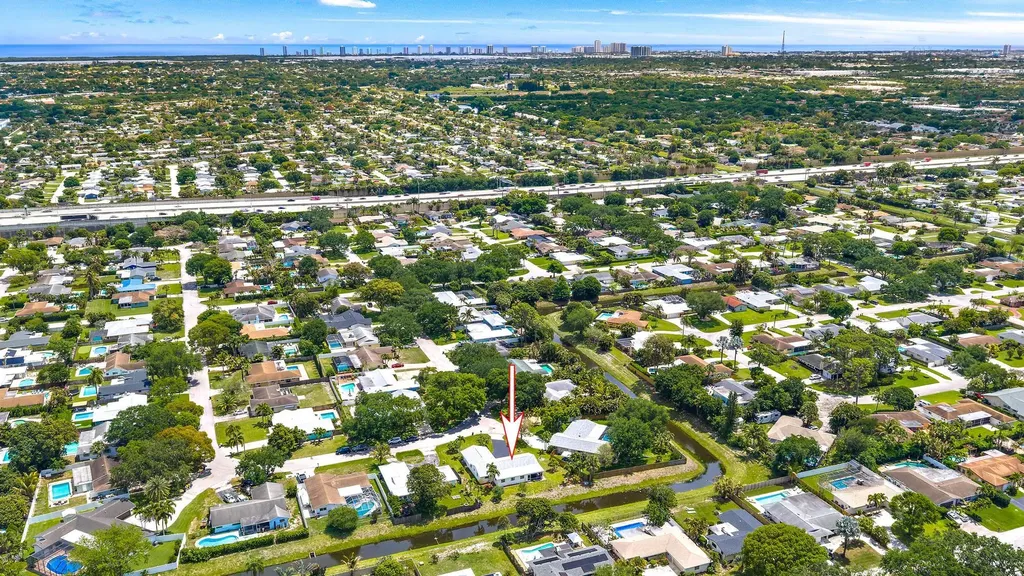 9831 Hyacinth Circle S Palm Beach Gardens FL 33410