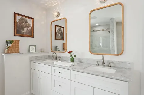 9831 Hyacinth Circle S Palm Beach Gardens FL 33410