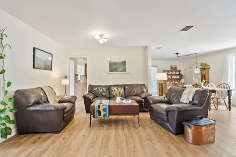 9831 Hyacinth Circle S Palm Beach Gardens FL 33410
