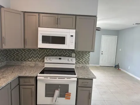 1740 SW 70th Way North Lauderdale FL 33068