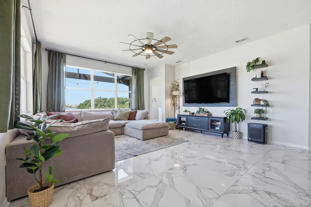 2621 Lookout Lane Kissimmee FL 34746