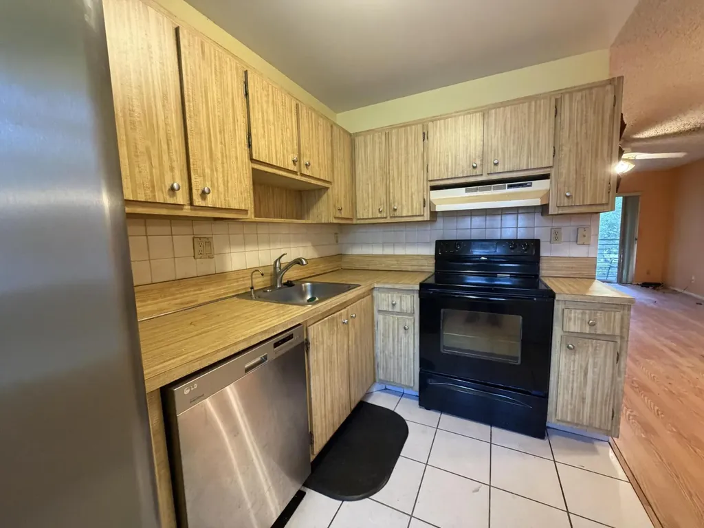 106 Gardens Drive Pompano Beach FL 33069