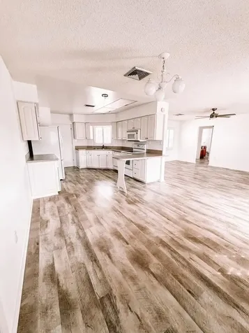 8053 SE Carlton Street Hobe Sound FL 33455