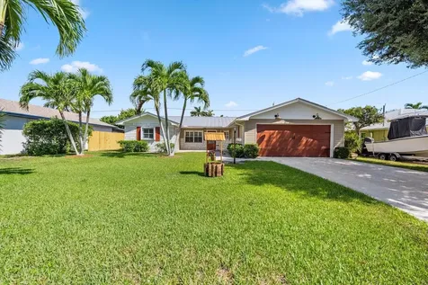 8053 SE Carlton Street Hobe Sound FL 33455