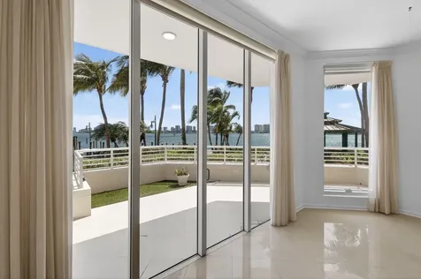 2650 Lake Shore Drive Riviera Beach FL 33404