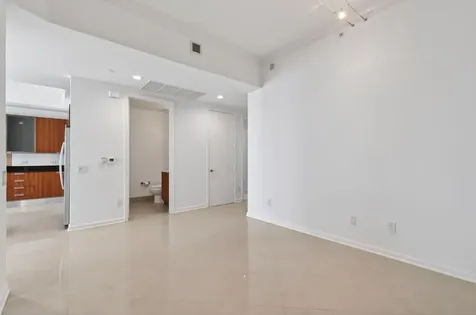2650 Lake Shore Drive Riviera Beach FL 33404