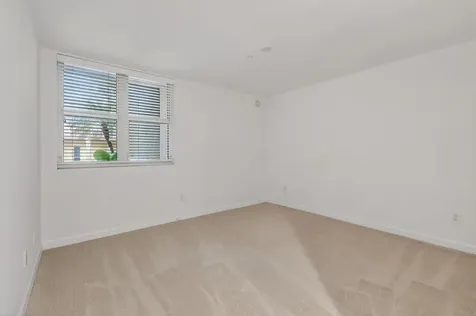 2650 Lake Shore Drive Riviera Beach FL 33404
