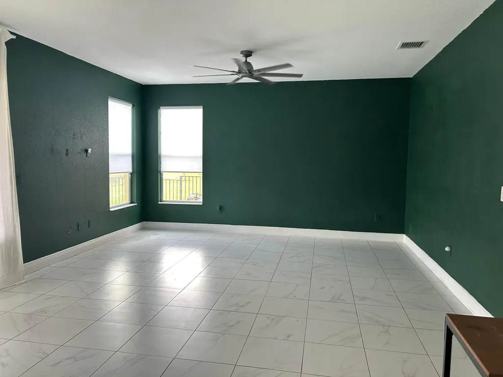 1616 NW Cataluna Circle Port St Lucie FL 34986