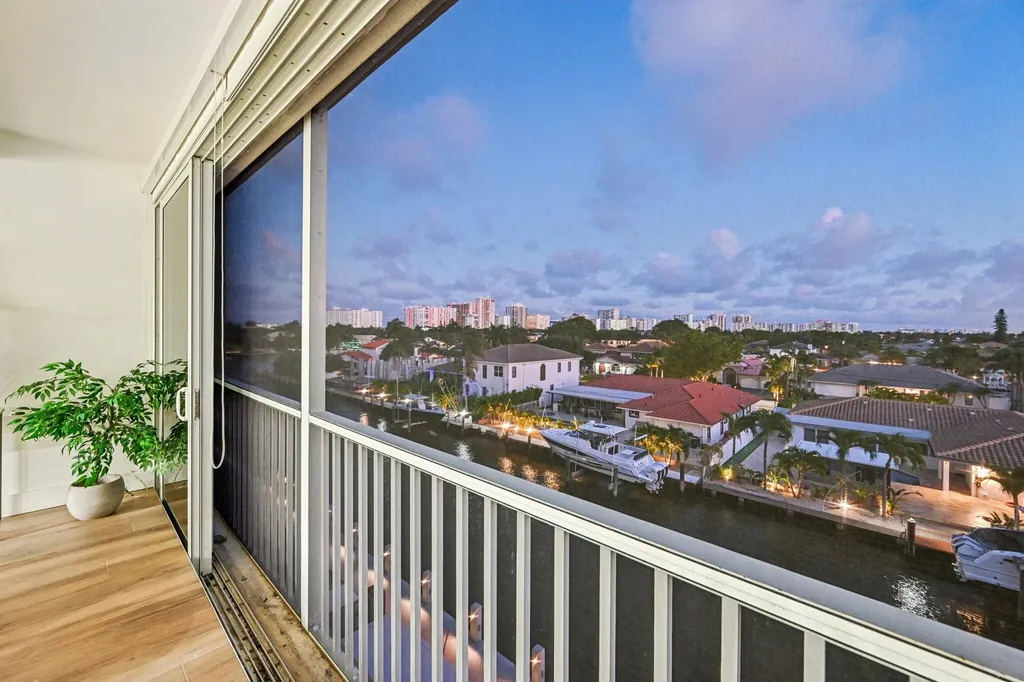 3080 NE 47th Court Fort Lauderdale FL 33308