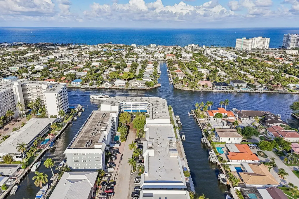 3080 NE 47th Court Fort Lauderdale FL 33308