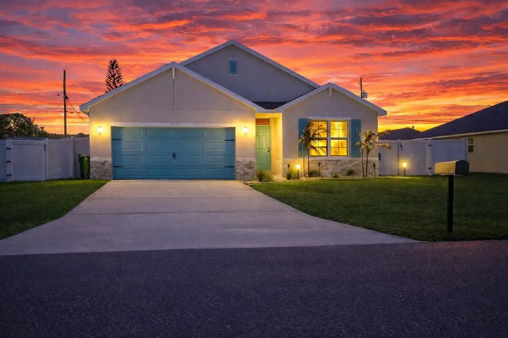 1532 SW Birkey Avenue Port St Lucie FL 34953