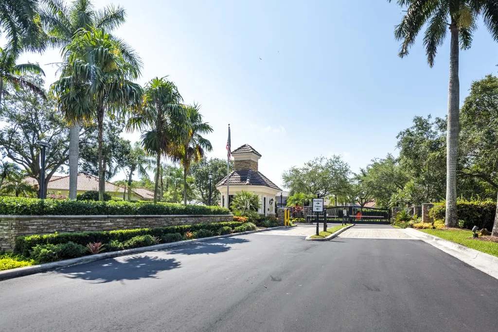 16446 Erie Place Davie FL 33331