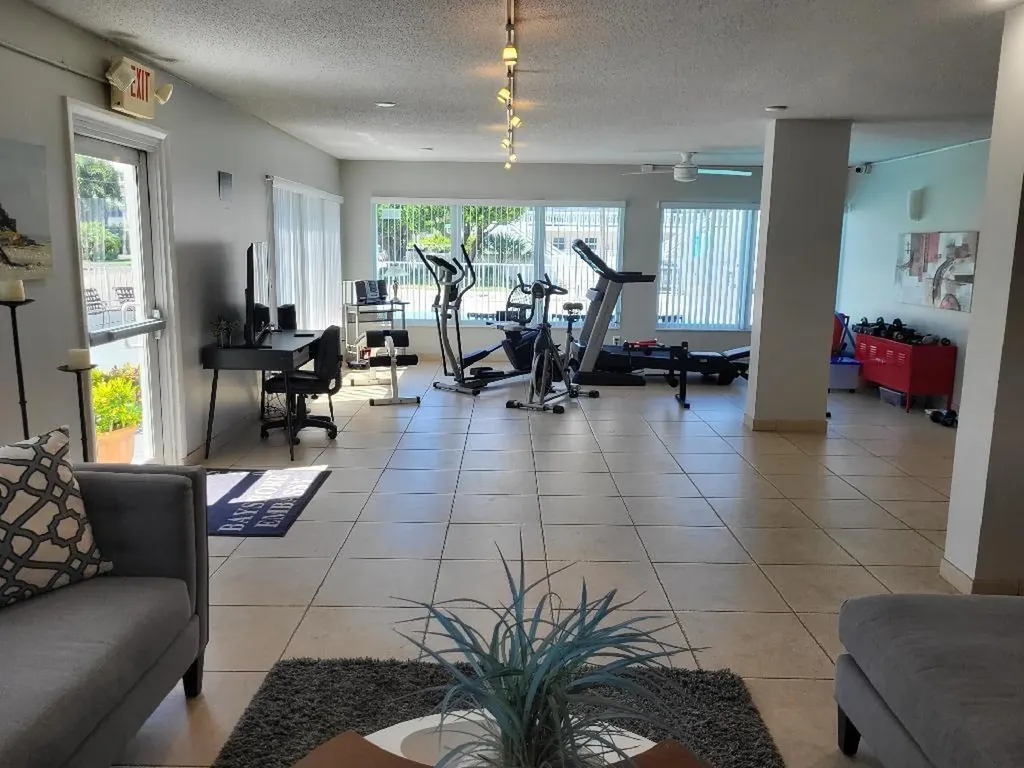 550 Bayshore Drive Fort Lauderdale FL 33304