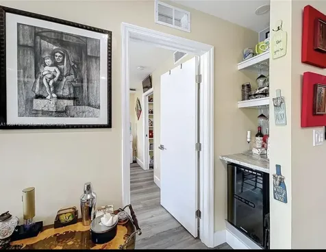 460 Paradise Isle Boulevard Hallandale Beach FL 33009