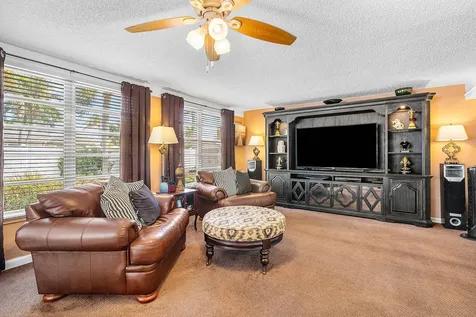 2741 NE 52nd Street Lighthouse Point FL 33064