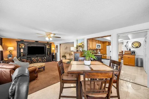 2741 NE 52nd Street Lighthouse Point FL 33064