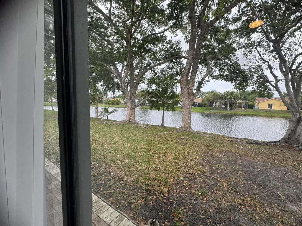 9335 NW 53rd Street Sunrise FL 33351