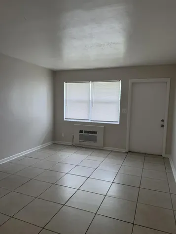 520 W Blue Heron Boulevard Riviera Beach FL 33404