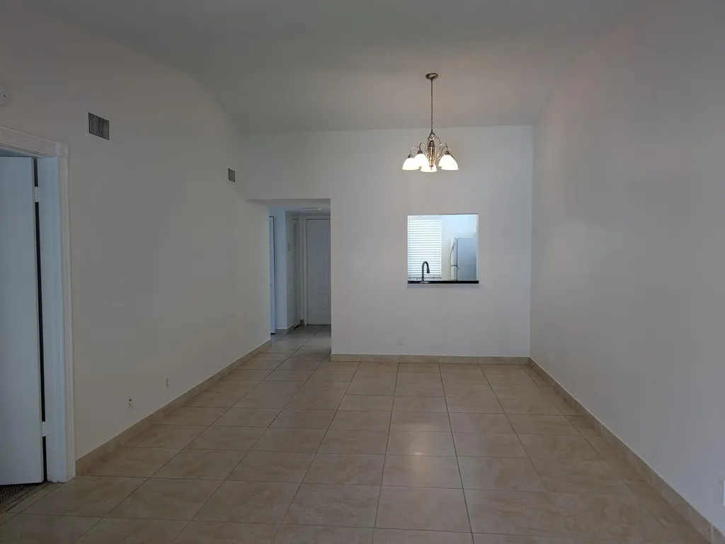 21951 Soundview Terrace Boca Raton FL 33433