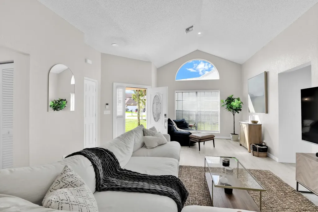 22561 Middletown Drive Boca Raton FL 33428