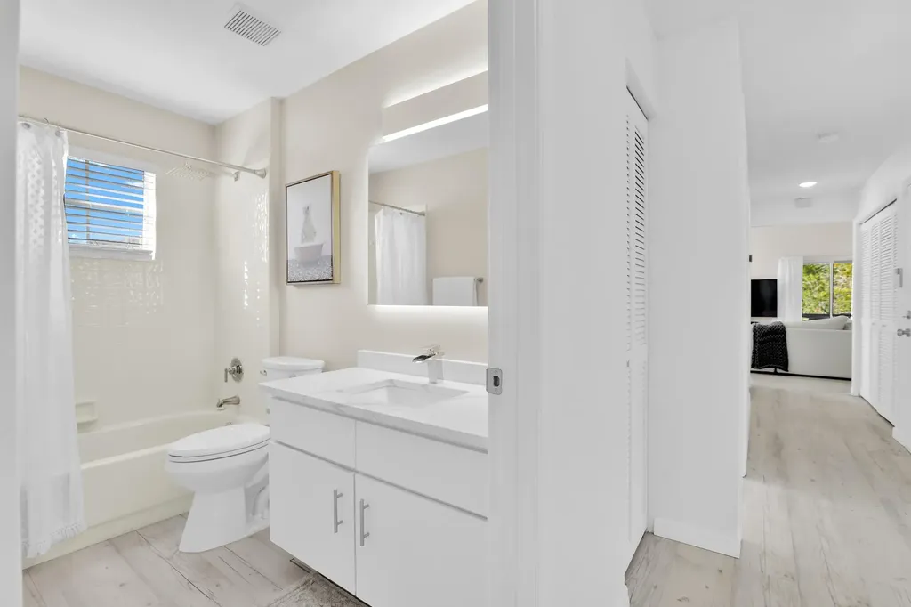 22561 Middletown Drive Boca Raton FL 33428