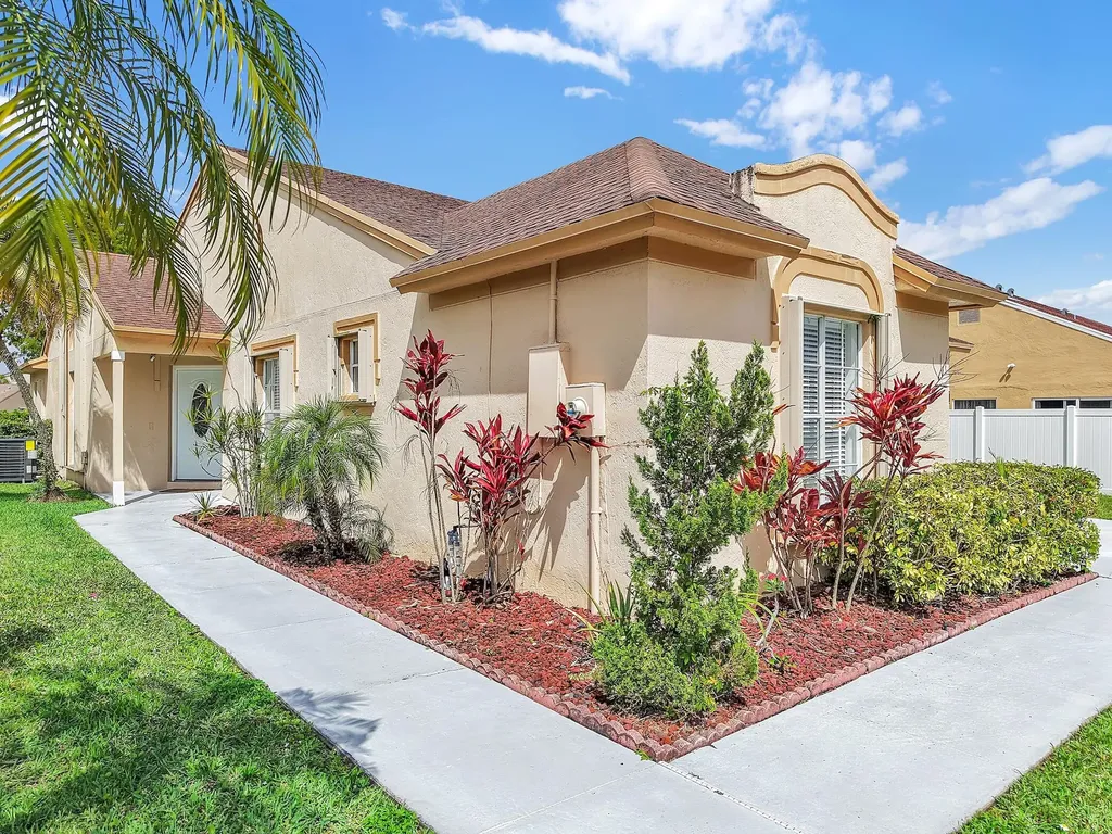 22561 Middletown Drive Boca Raton FL 33428