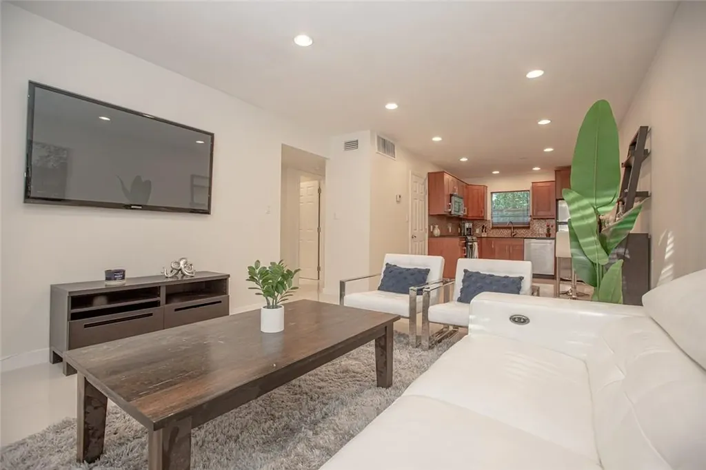 601 SE 5th Court Fort Lauderdale FL 33301