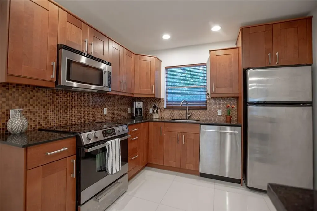 601 SE 5th Court Fort Lauderdale FL 33301