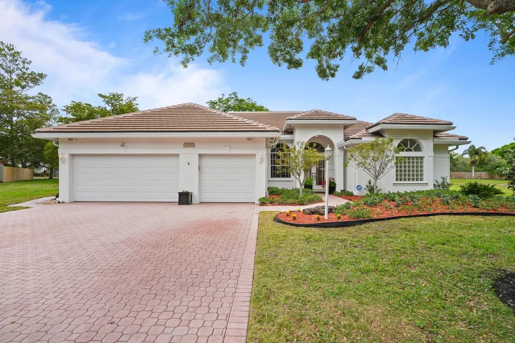 16245 Seneca Circle Davie FL 33331