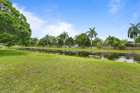 16245 Seneca Circle Davie FL 33331