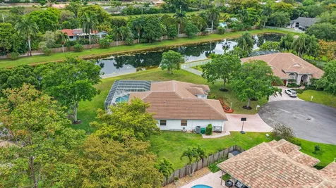 16245 Seneca Circle Davie FL 33331