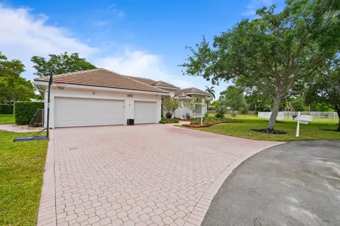 16245 Seneca Circle Davie FL 33331