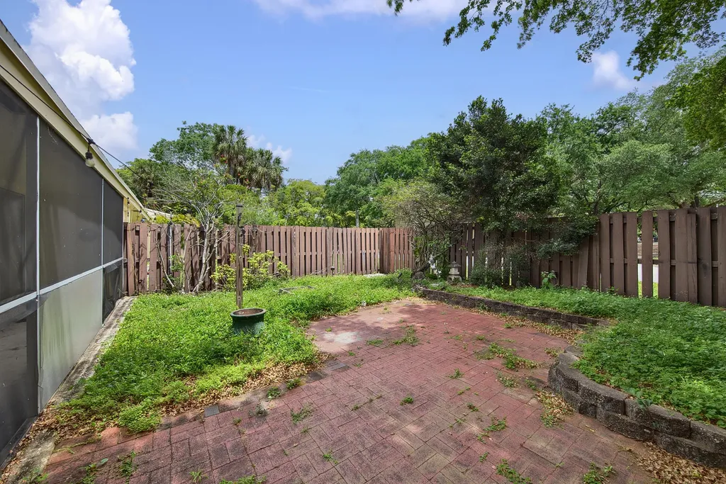 3004 NW 69th Court Fort Lauderdale FL 33309