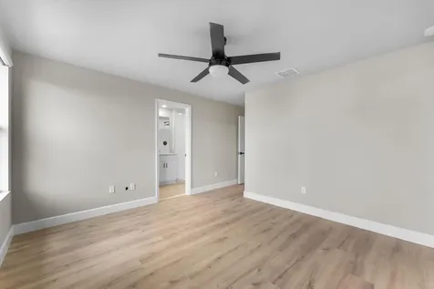 5661 Mentmore Drive Mangonia Park FL 33407