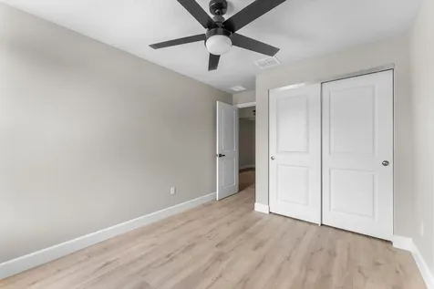 5661 Mentmore Drive Mangonia Park FL 33407