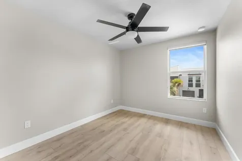 5661 Mentmore Drive Mangonia Park FL 33407