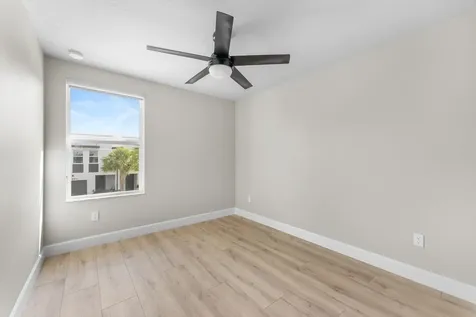 5661 Mentmore Drive Mangonia Park FL 33407