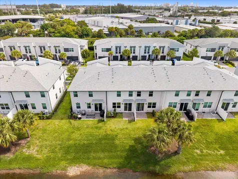 5661 Mentmore Drive Mangonia Park FL 33407