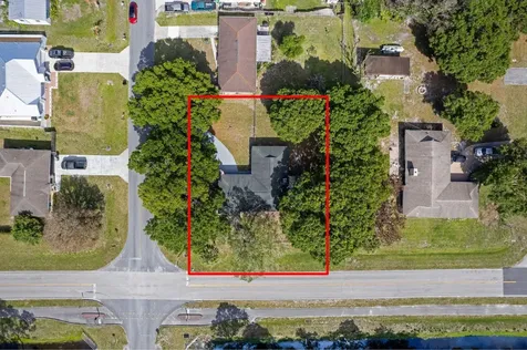 7205 Lakeland Boulevard Fort Pierce FL 34951
