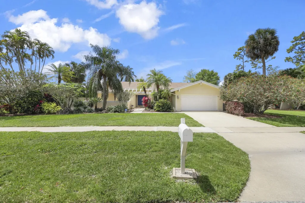 12378 Sawgrass Court Wellington FL 33414